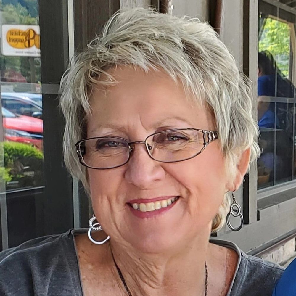 Meet your Posher, Pam